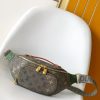 Louis Vuitton RUSH Réplica 1:1 de Alta Gama - Bolso de Hombro y Cintura Militar 1143219036 - front view