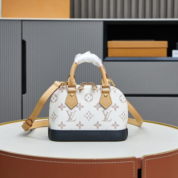 Louis Vuitton Nano Alma: Réplica 1:1 de Lujo con Envío Rápido y Calidad Espejo 1121982018 - front view