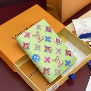 Réplica Louis Vuitton Monogram Donuts Pasaporte de Alta Gama y Calidad Espejo 1149973967 - front view