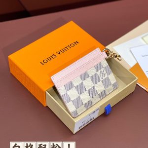 Louis Vuitton Porto Cult Charm: Réplica 1:1 de Alta Gama con Cuero Legítimo 1122133666 - side view