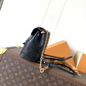 Louis Vuitton Nano Noé Réplica 1:1 de Alta Gama - Calidad Espejo y Envío Rápido 1097339562 - side view | Louis Vuitton